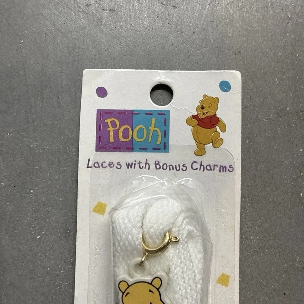 Disney Authentic Original Winnie The Pooh 27 Inch Shoe Laces With Charms New